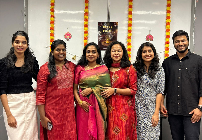 Diwali Celebrations with Alumni Seniors